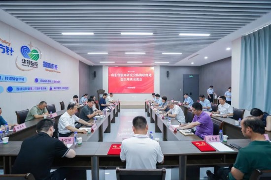 山東省儒商研究會(huì)臨朐聯(lián)絡(luò)處會(huì)員座談會(huì)在華特磁電集團(tuán)隆重召開